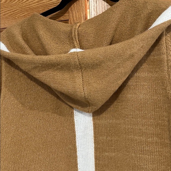 Charter Club Tan and White Cardigan - Picture 3 of 5